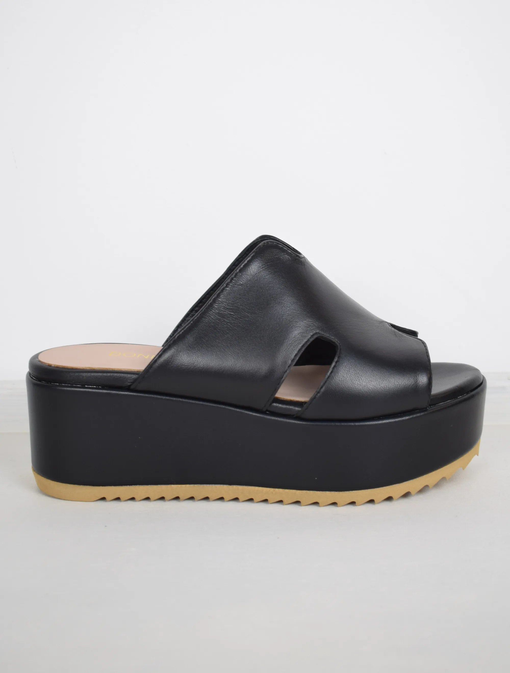 Goa Wedge Black