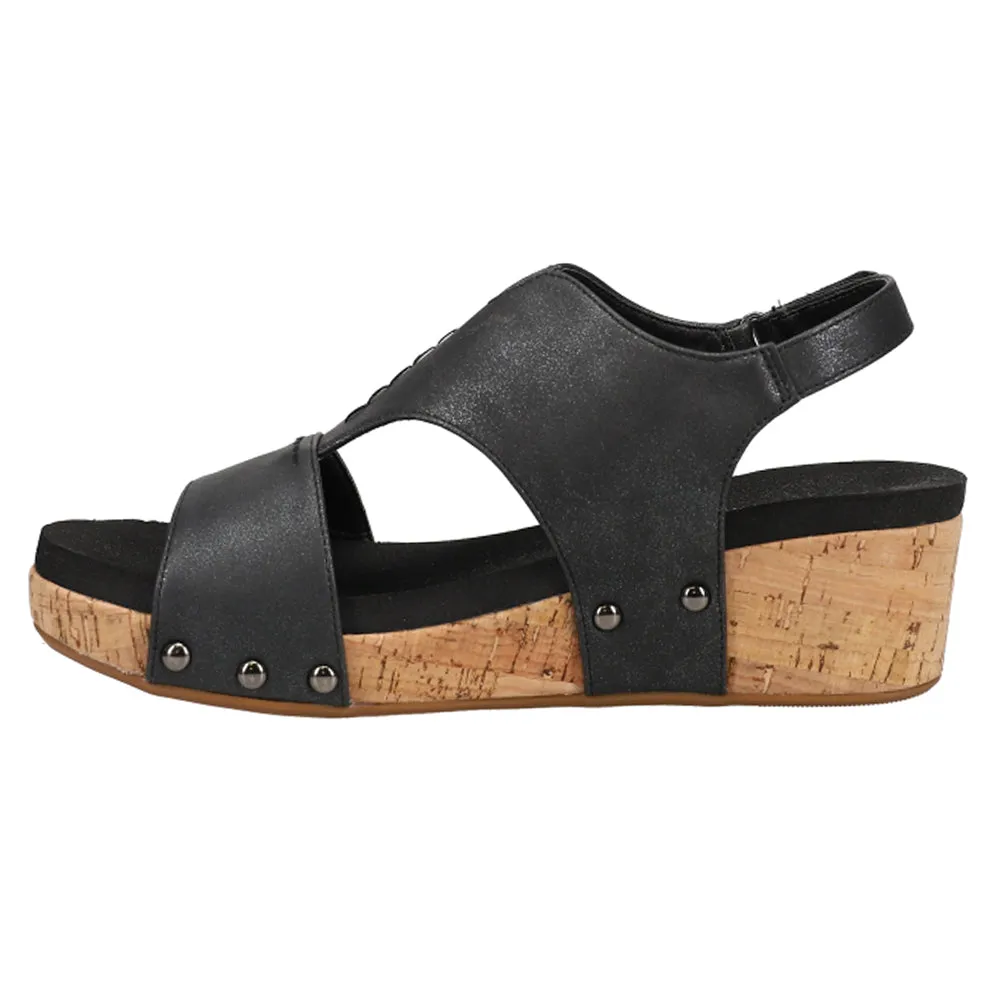 Refreshing Studded Wedge Sandals